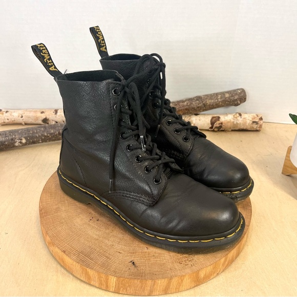 Dr Martens | 1460 Pascal Softee 8 Eye Boots Size 8 - Picture 5 of 16